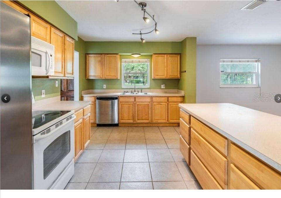 7807 GARRISON ST — photo 19
