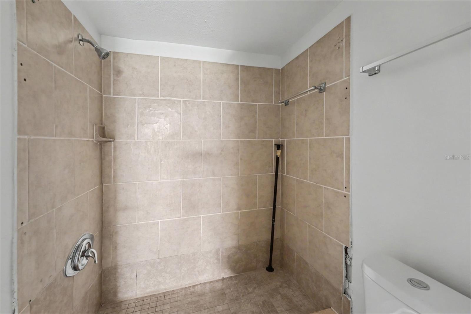 200 COUNTRYCLUB DR #1205 — photo 10