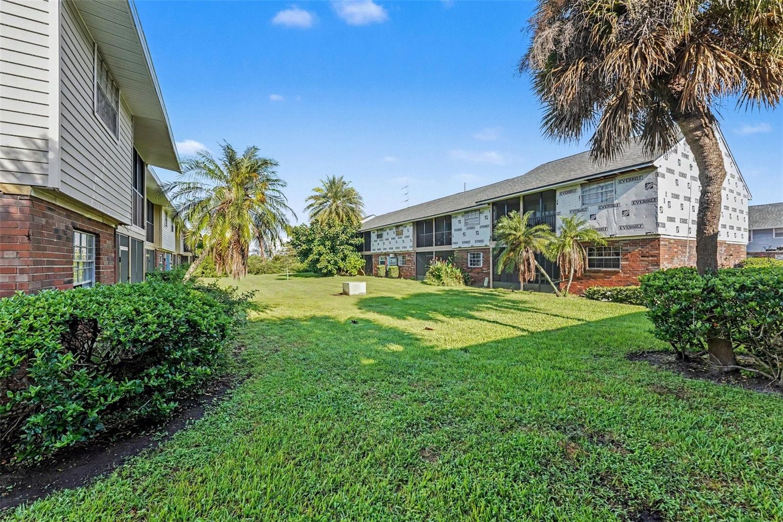 200 COUNTRYCLUB DR #1205 — photo 28