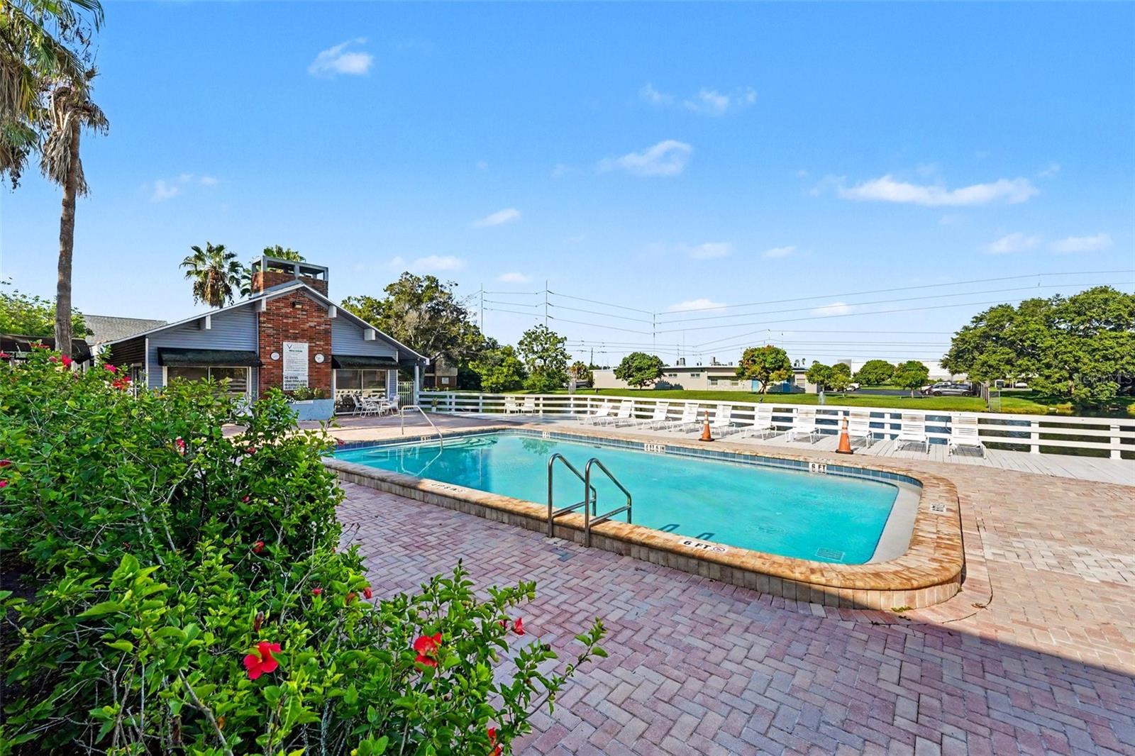 200 COUNTRYCLUB DR #1205 — photo 30
