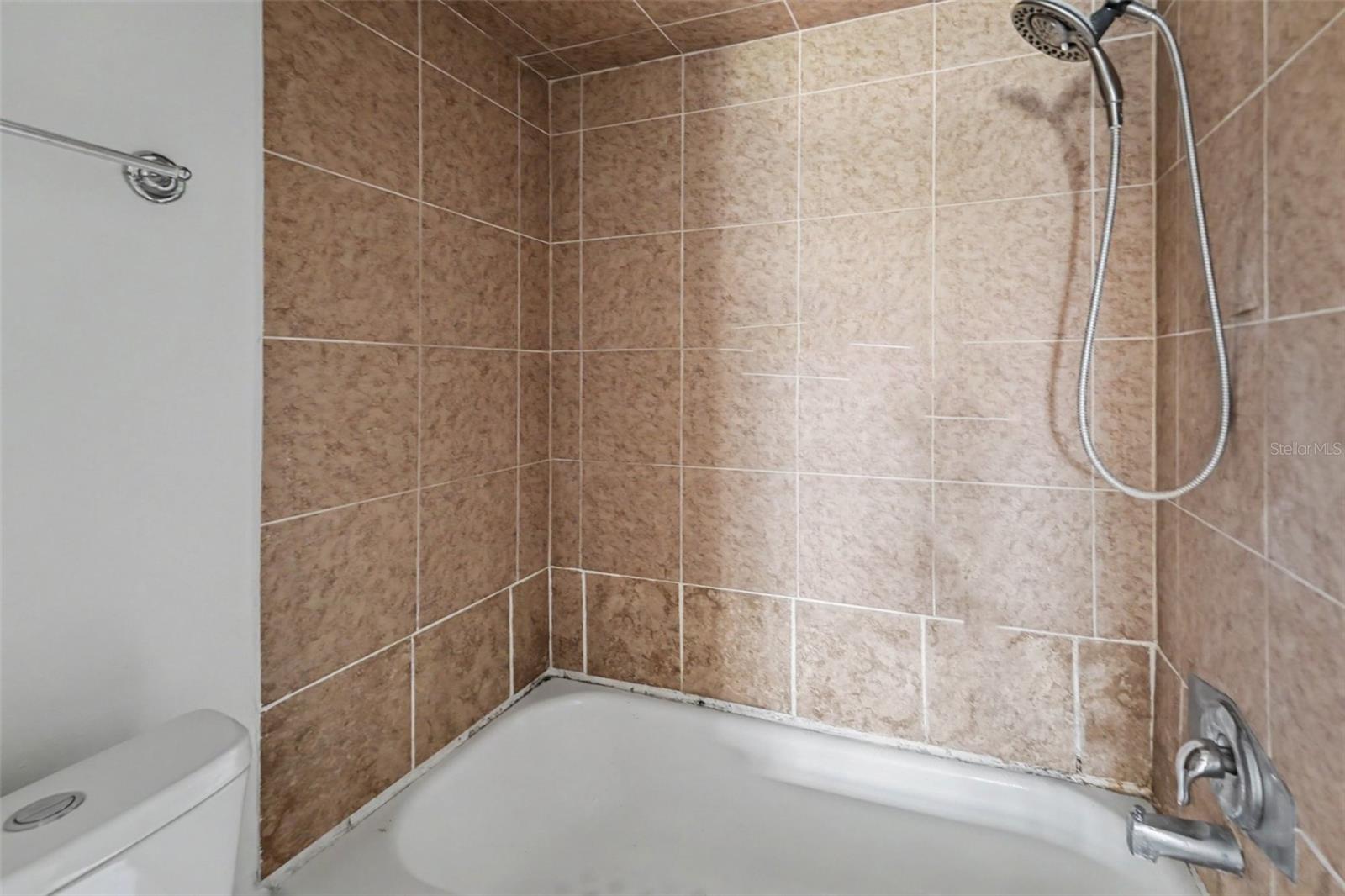 200 COUNTRYCLUB DR #1205 — photo 14