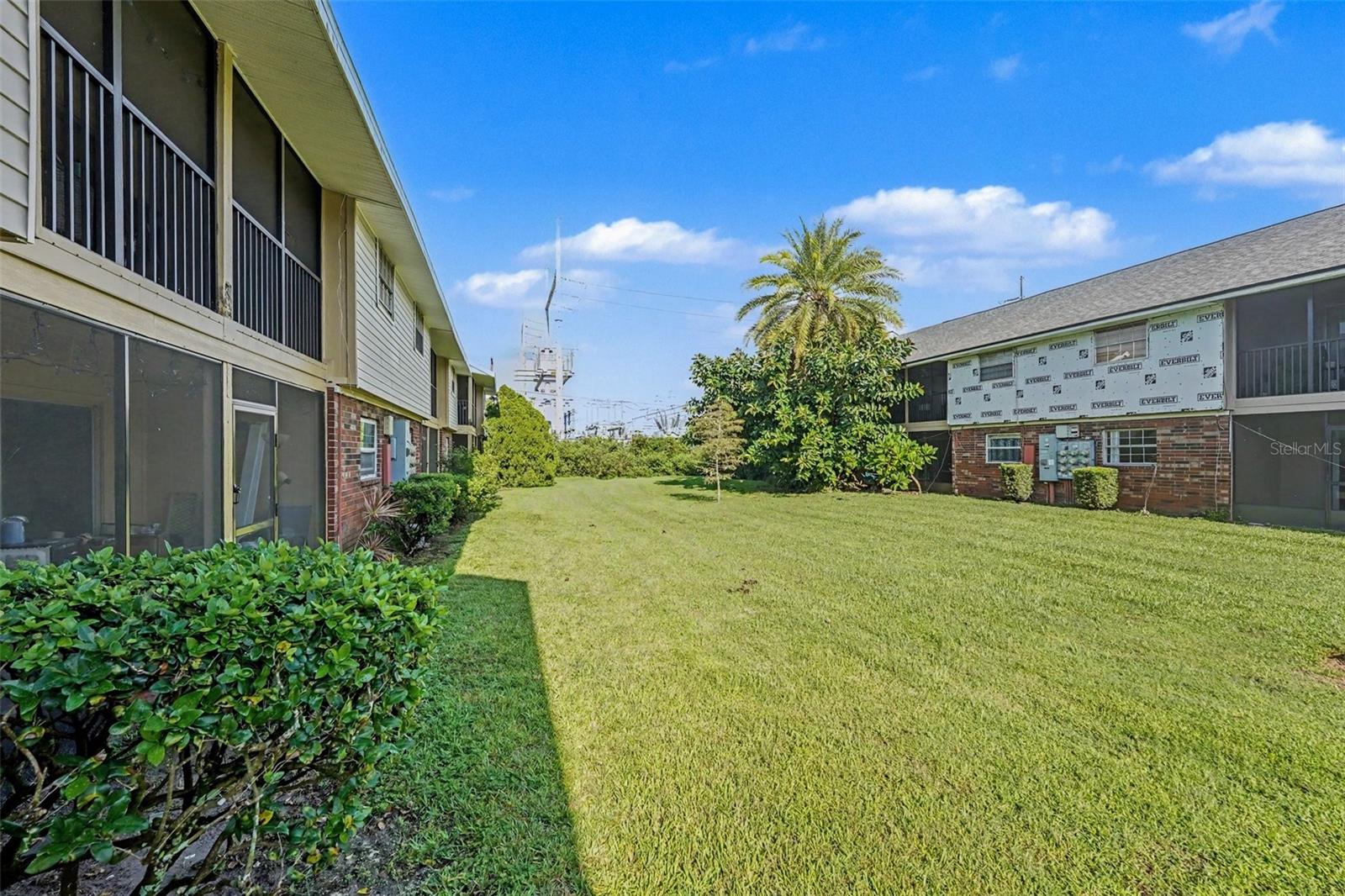 200 COUNTRYCLUB DR #1205 — photo 24