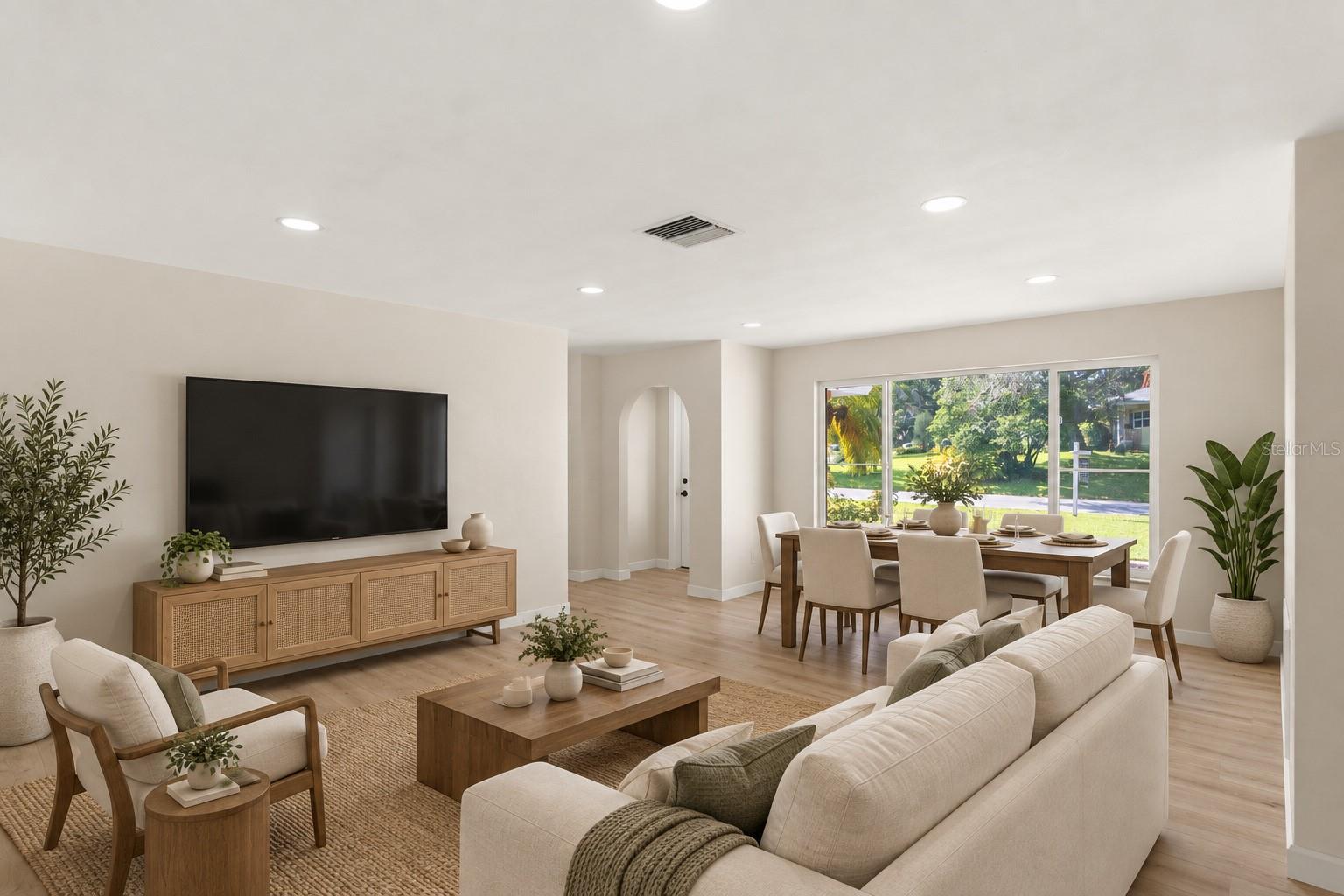 2040 FOREST DR — photo 7