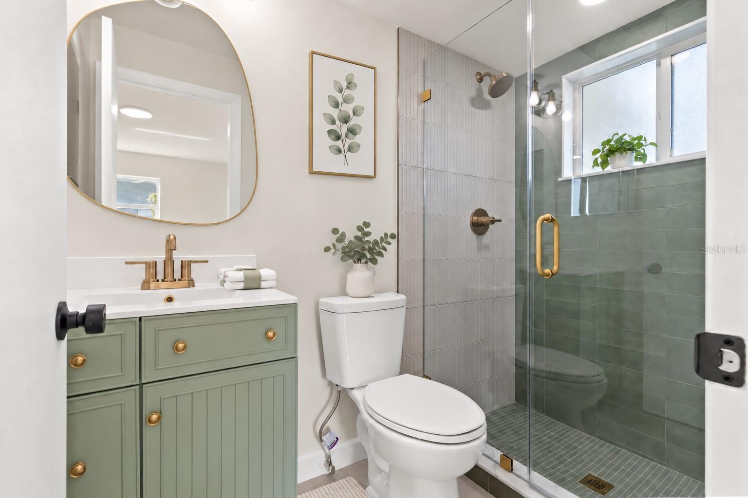 2040 FOREST DR — photo 19
