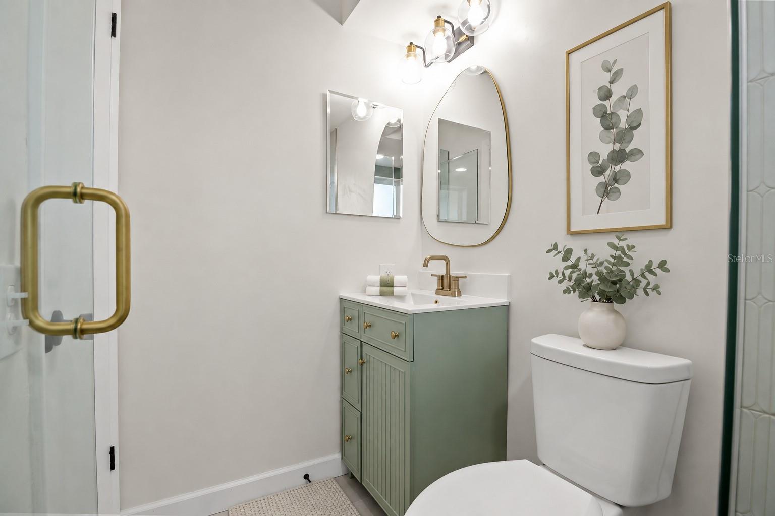 2040 FOREST DR — photo 20