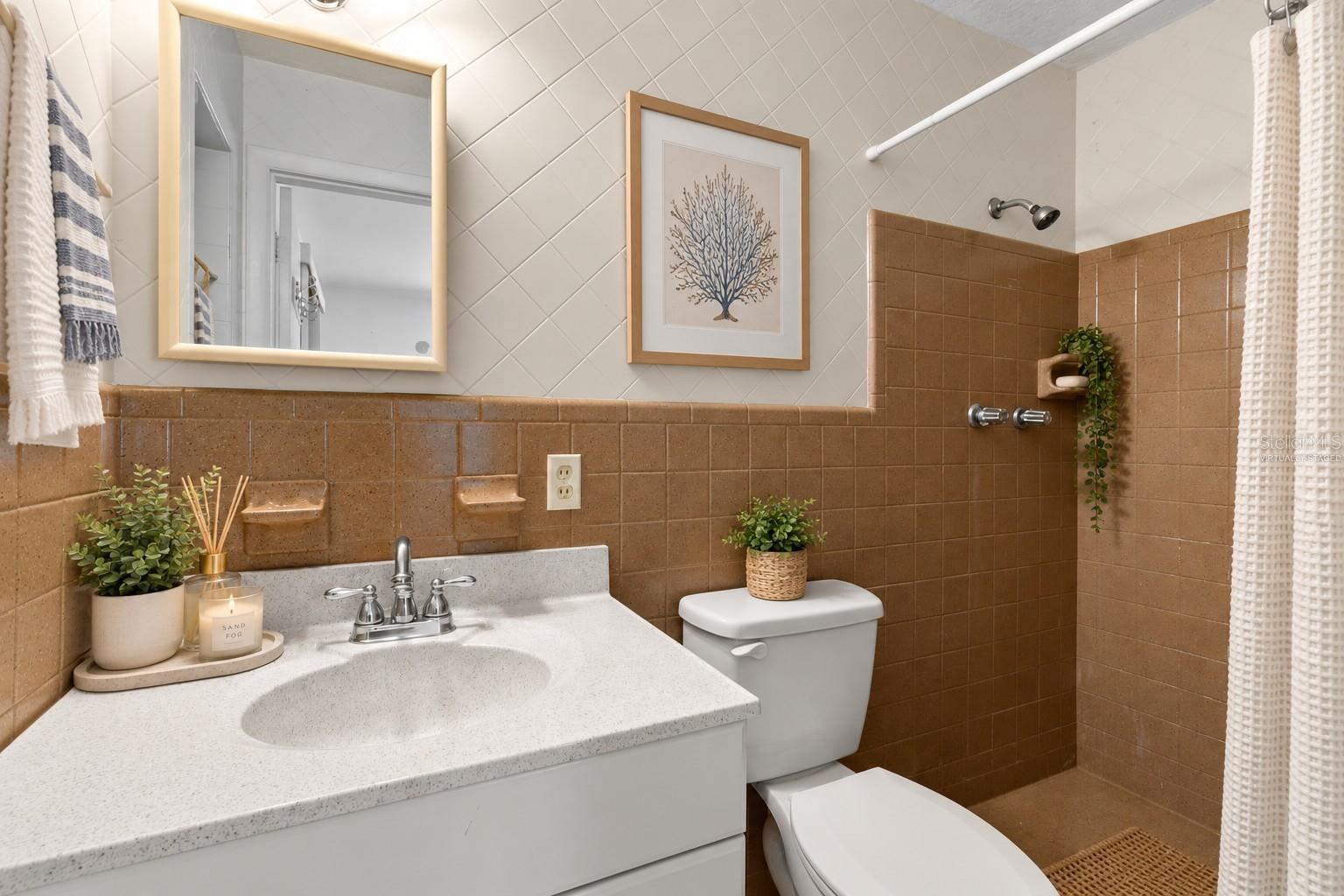 106 S FERNWOOD AVE — photo 12