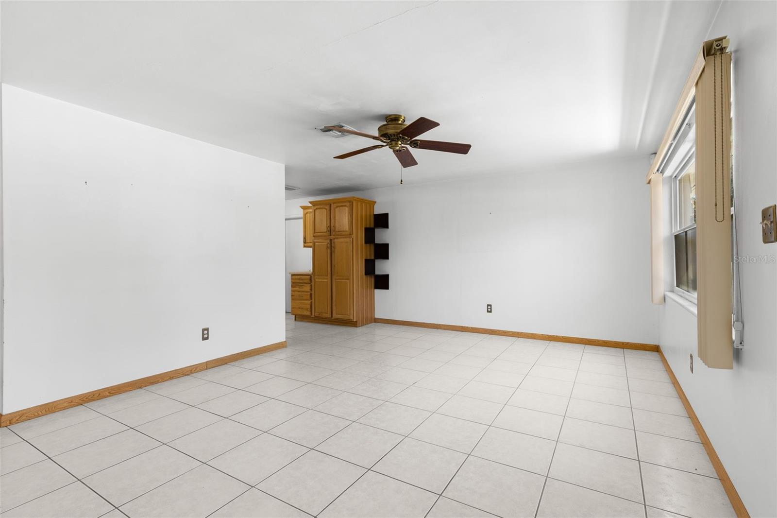 106 S FERNWOOD AVE — photo 9