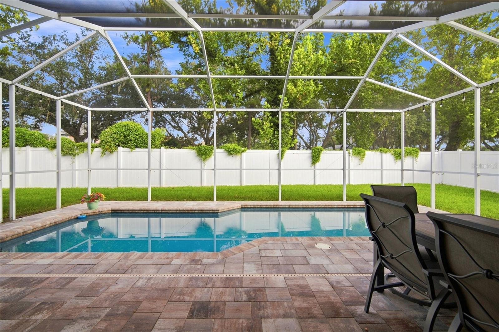 2020 ALAFIA OAKS DR — photo 21