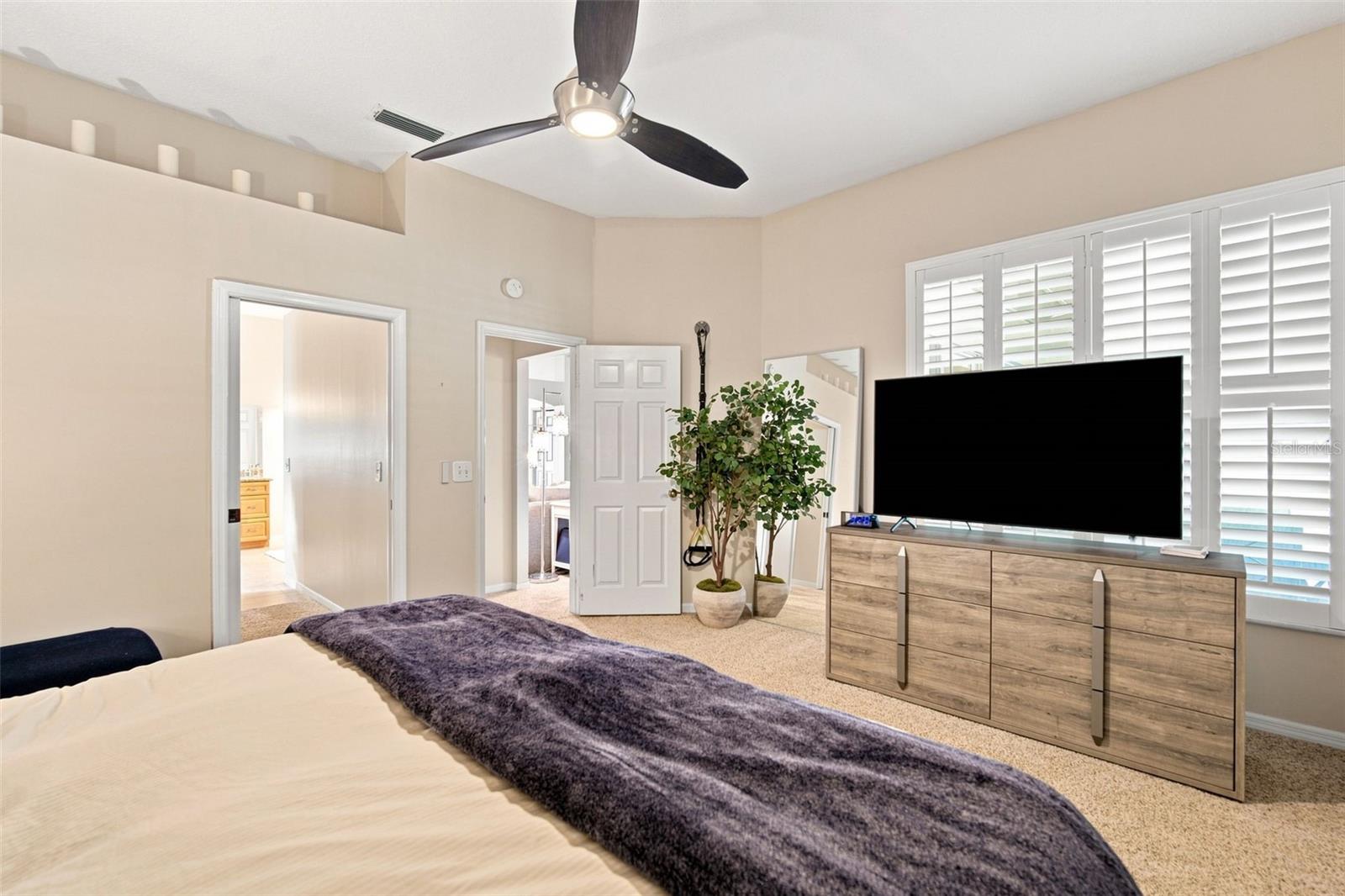 2020 ALAFIA OAKS DR — photo 11