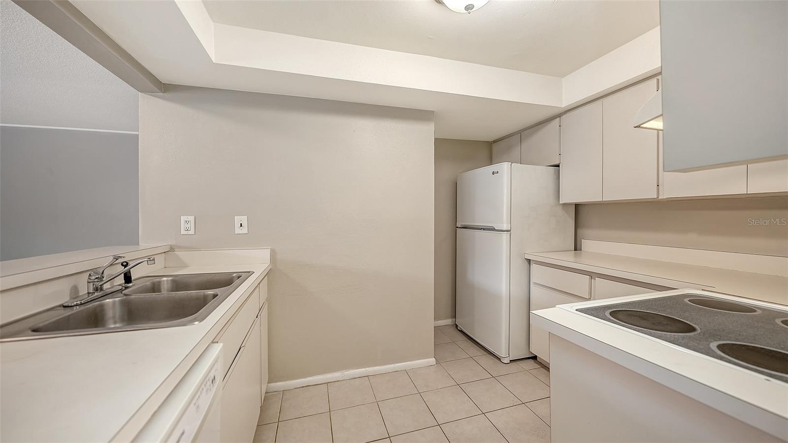 2121 WOOD ST #A103 — photo 9