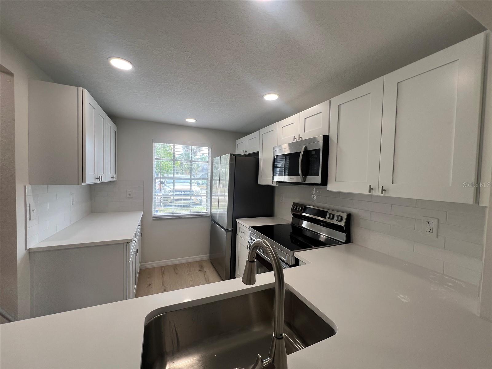 4223 SHELDON PL #23 — photo 3