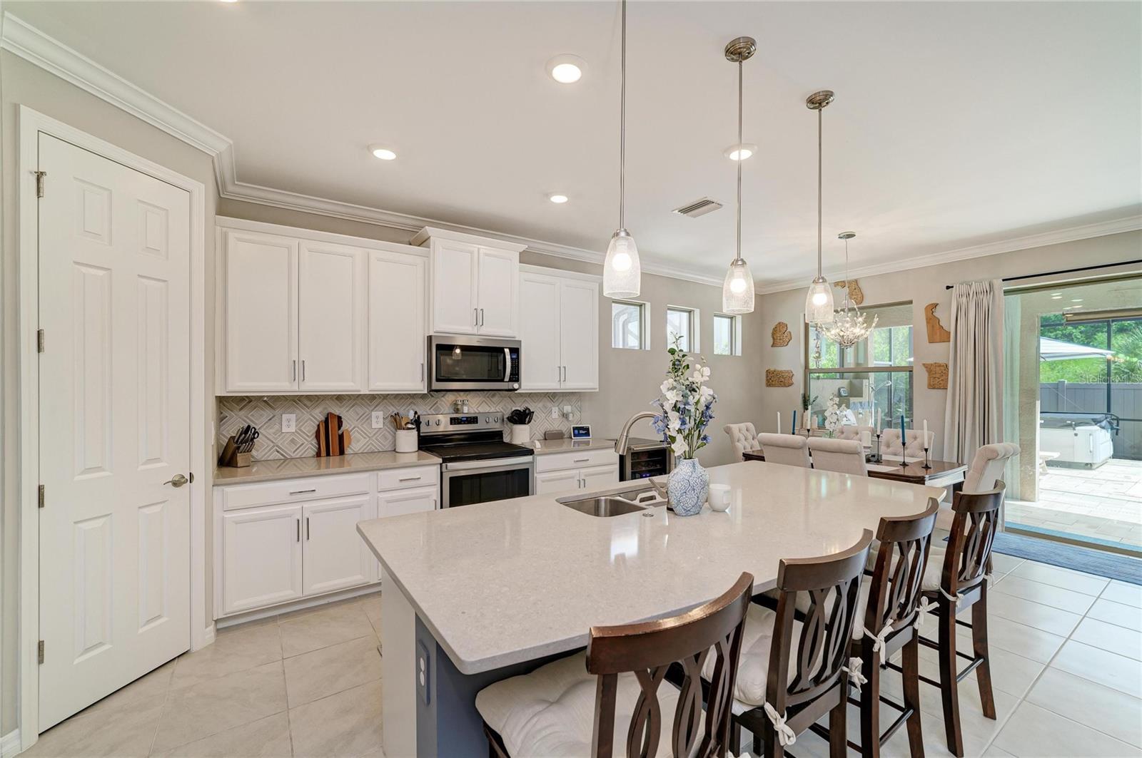 174 VERAZA CT — photo 6