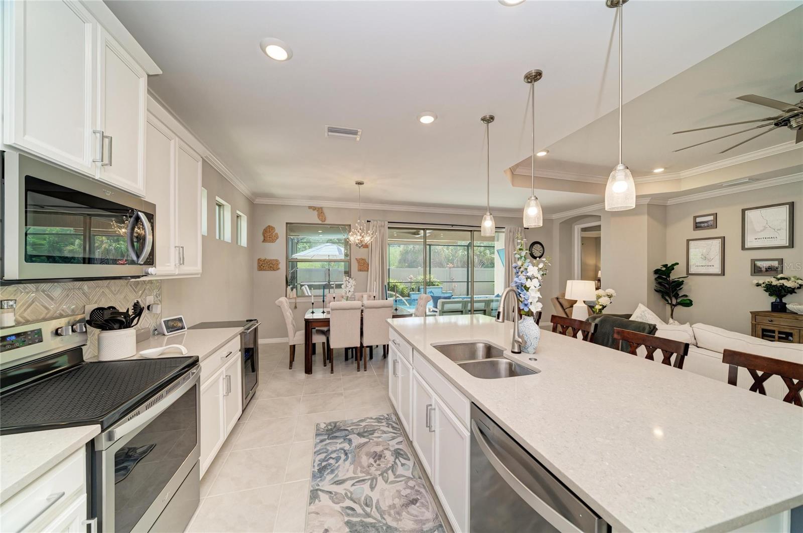 174 VERAZA CT — photo 8