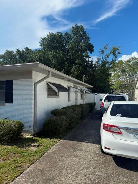 3809 W HORATIO ST — photo 2