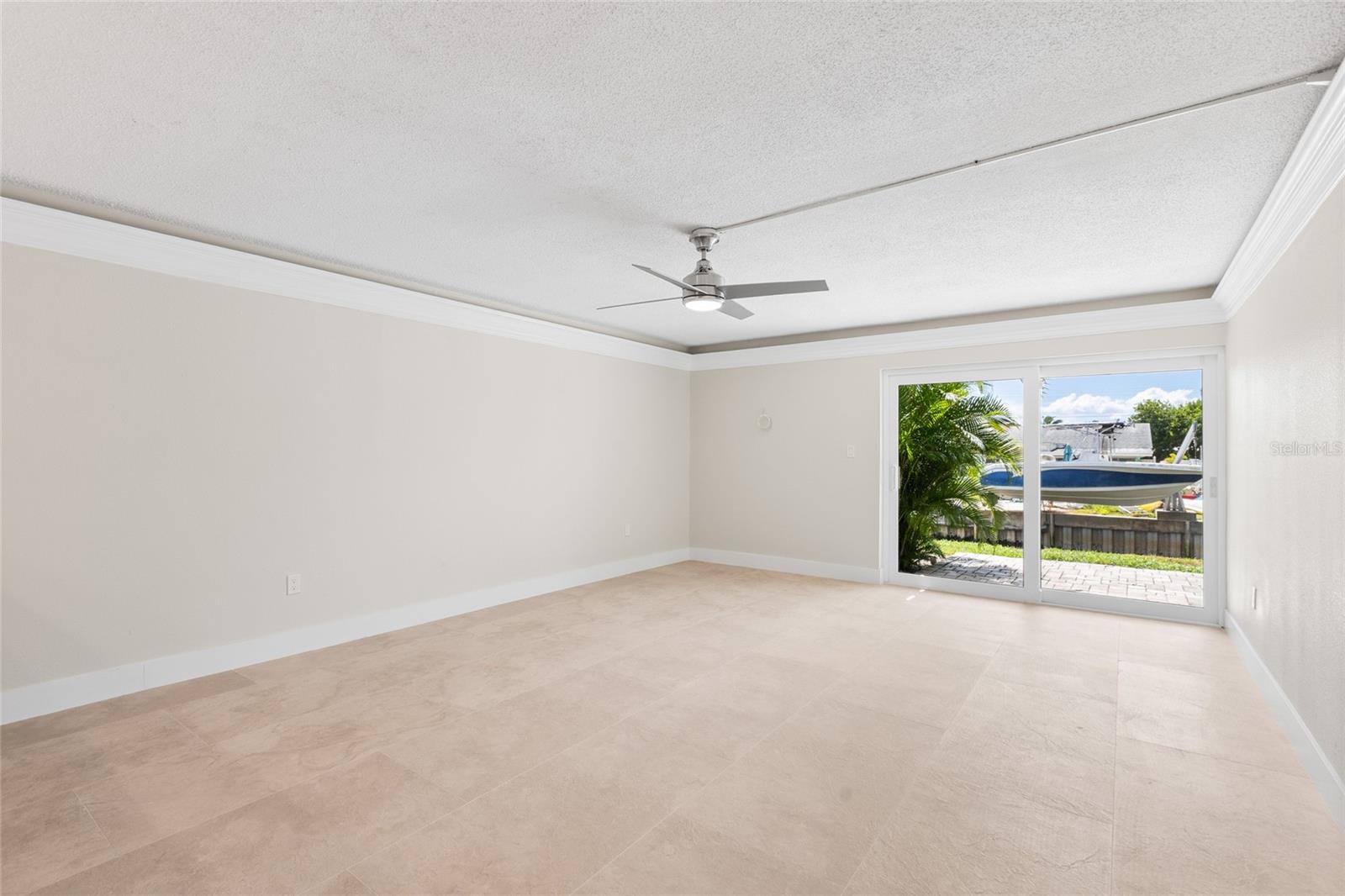 433 S PAULA DR #1 — photo 9