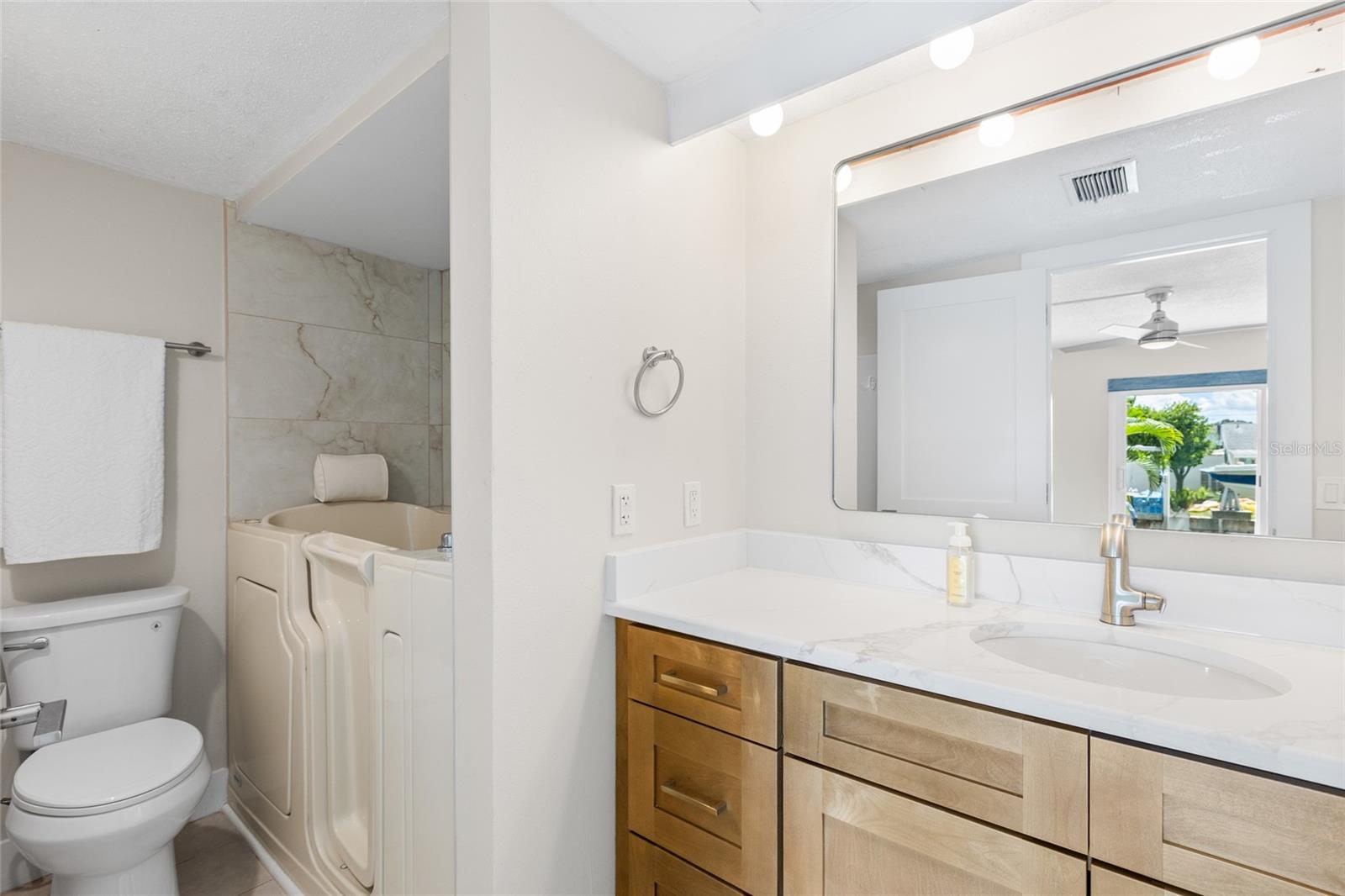433 S PAULA DR #1 — photo 20