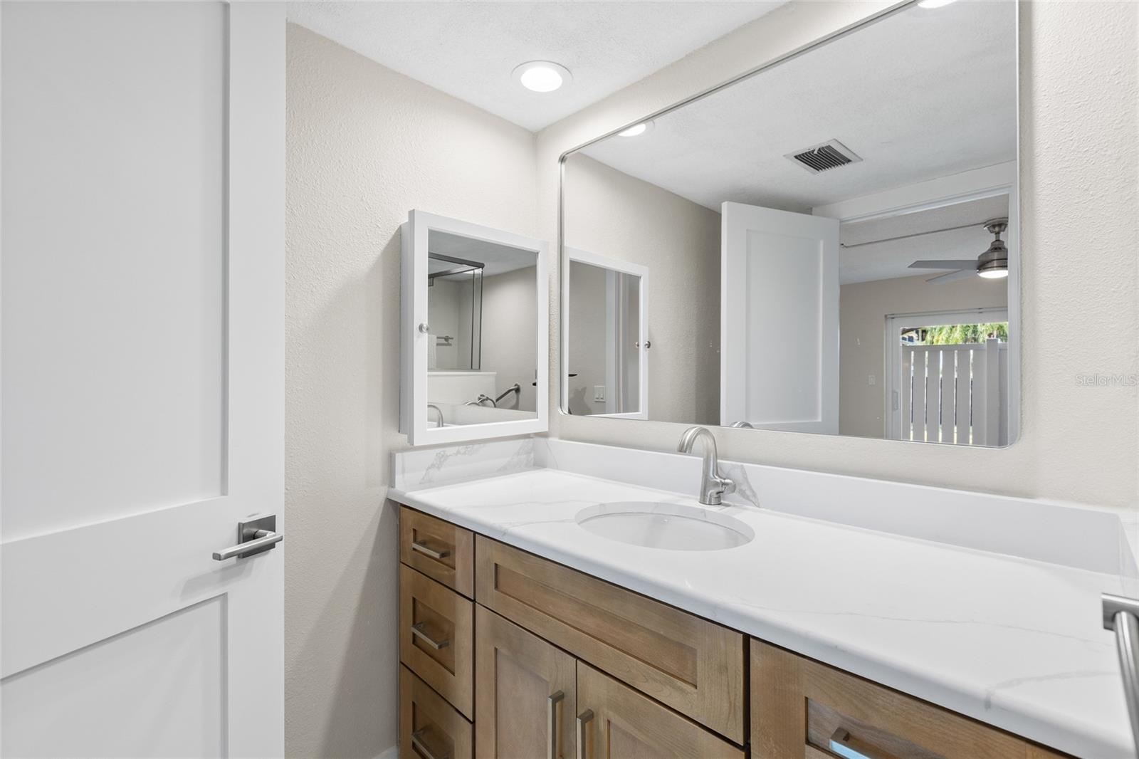 433 S PAULA DR #1 — photo 25
