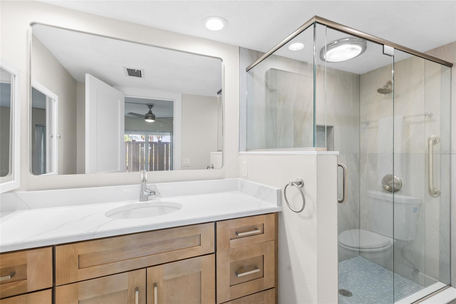 433 S PAULA DR #1 — photo 24