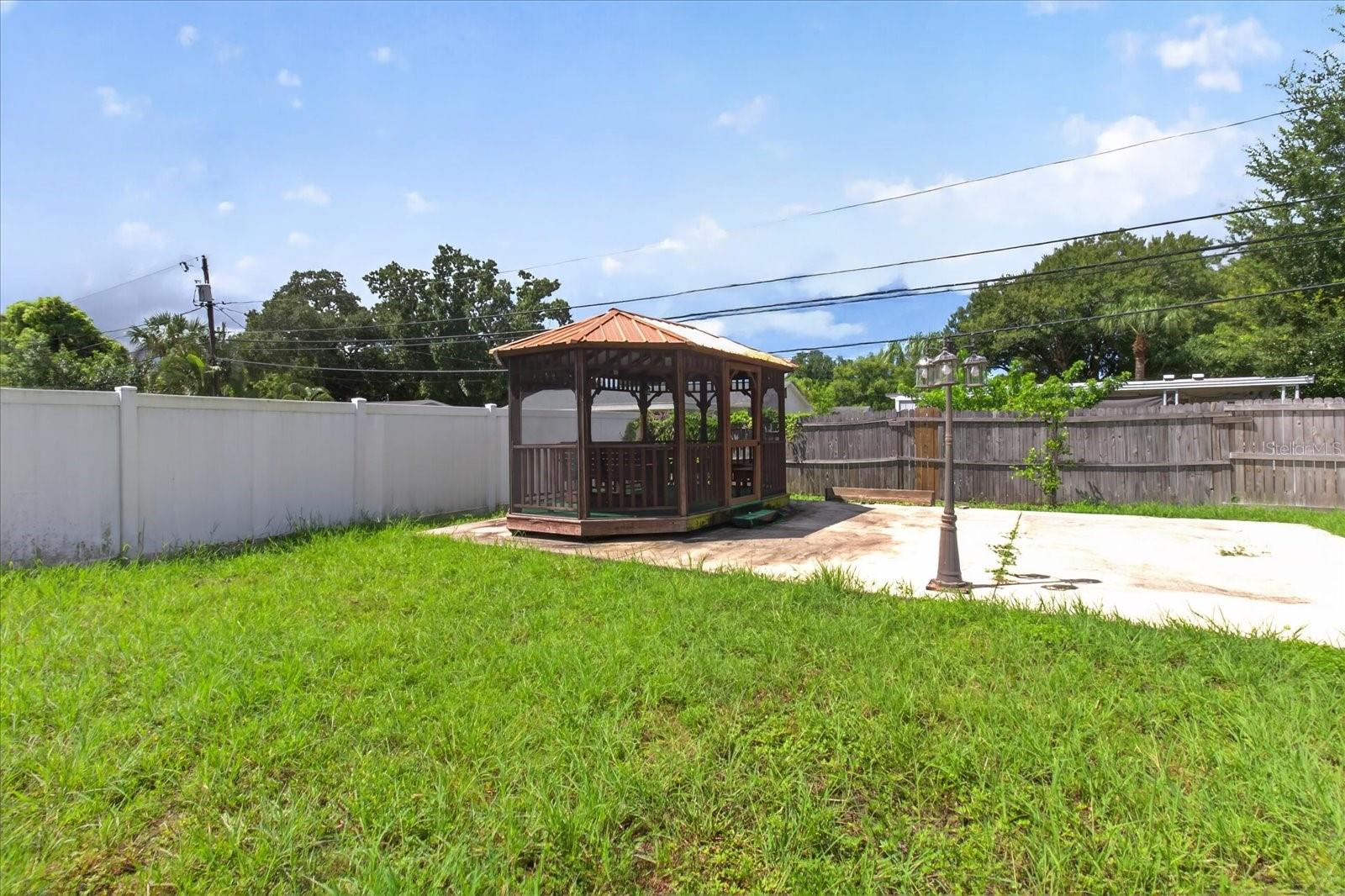 7210 DR MARTIN LUTHER KING JR ST N — photo 58