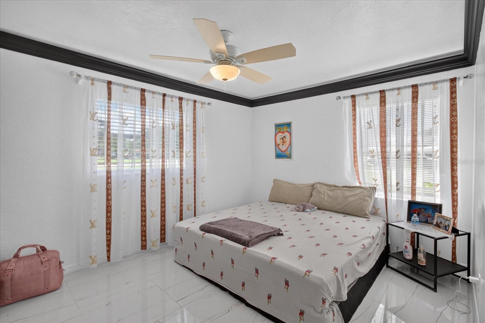 7210 DR MARTIN LUTHER KING JR ST N — photo 31