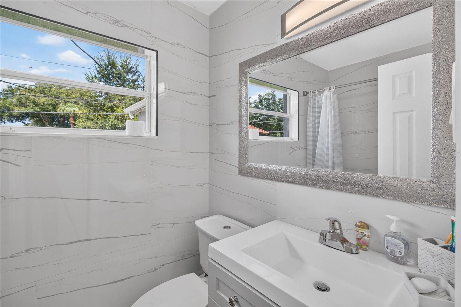 7210 DR MARTIN LUTHER KING JR ST N — photo 35