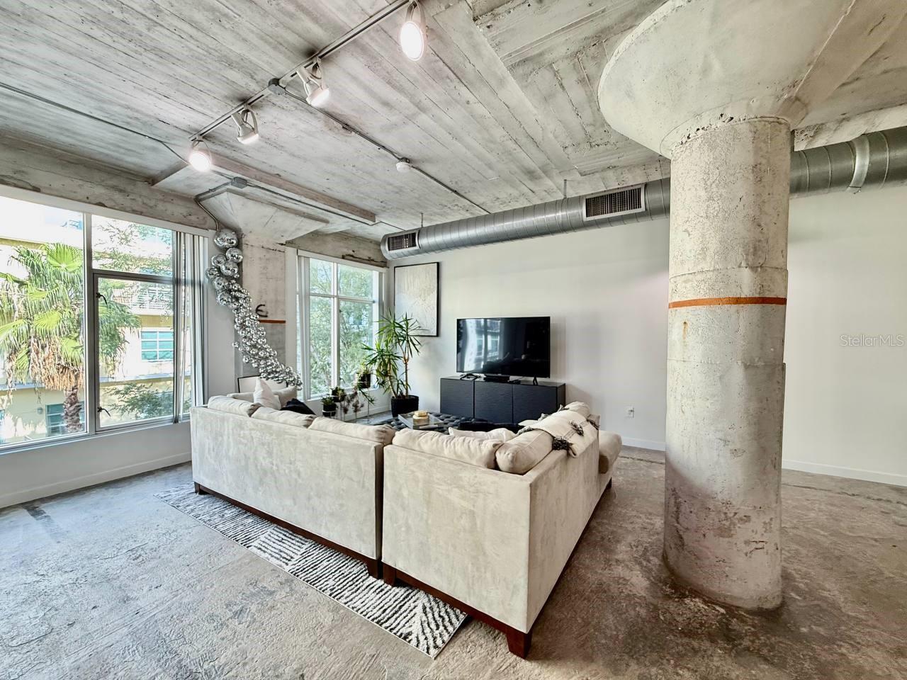 101 N 12TH ST #305 — photo 23