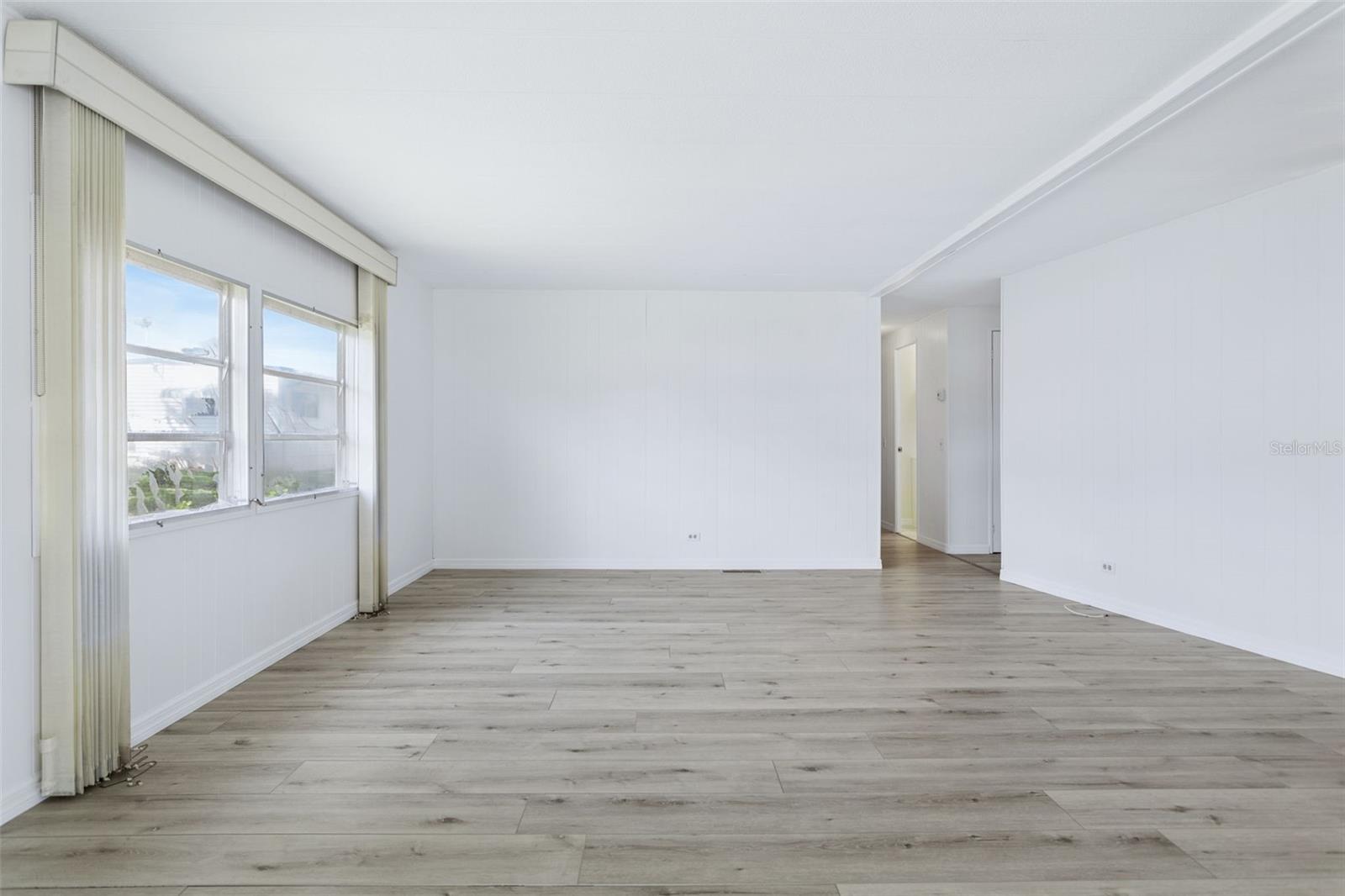 55 LEXINGTON CT #12 — photo 14
