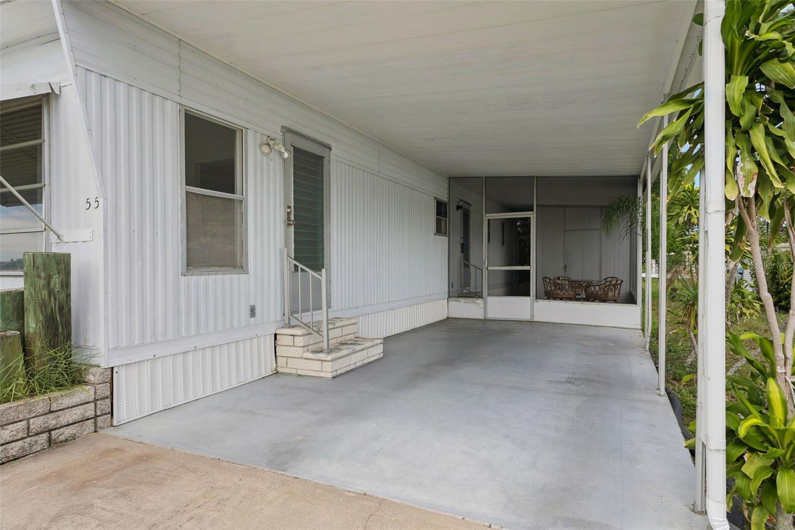 55 LEXINGTON CT #12 — photo 2