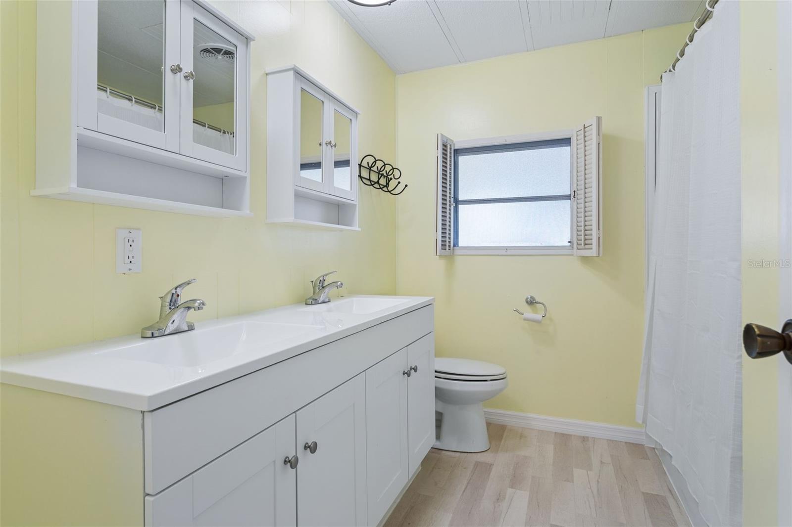 55 LEXINGTON CT #12 — photo 21