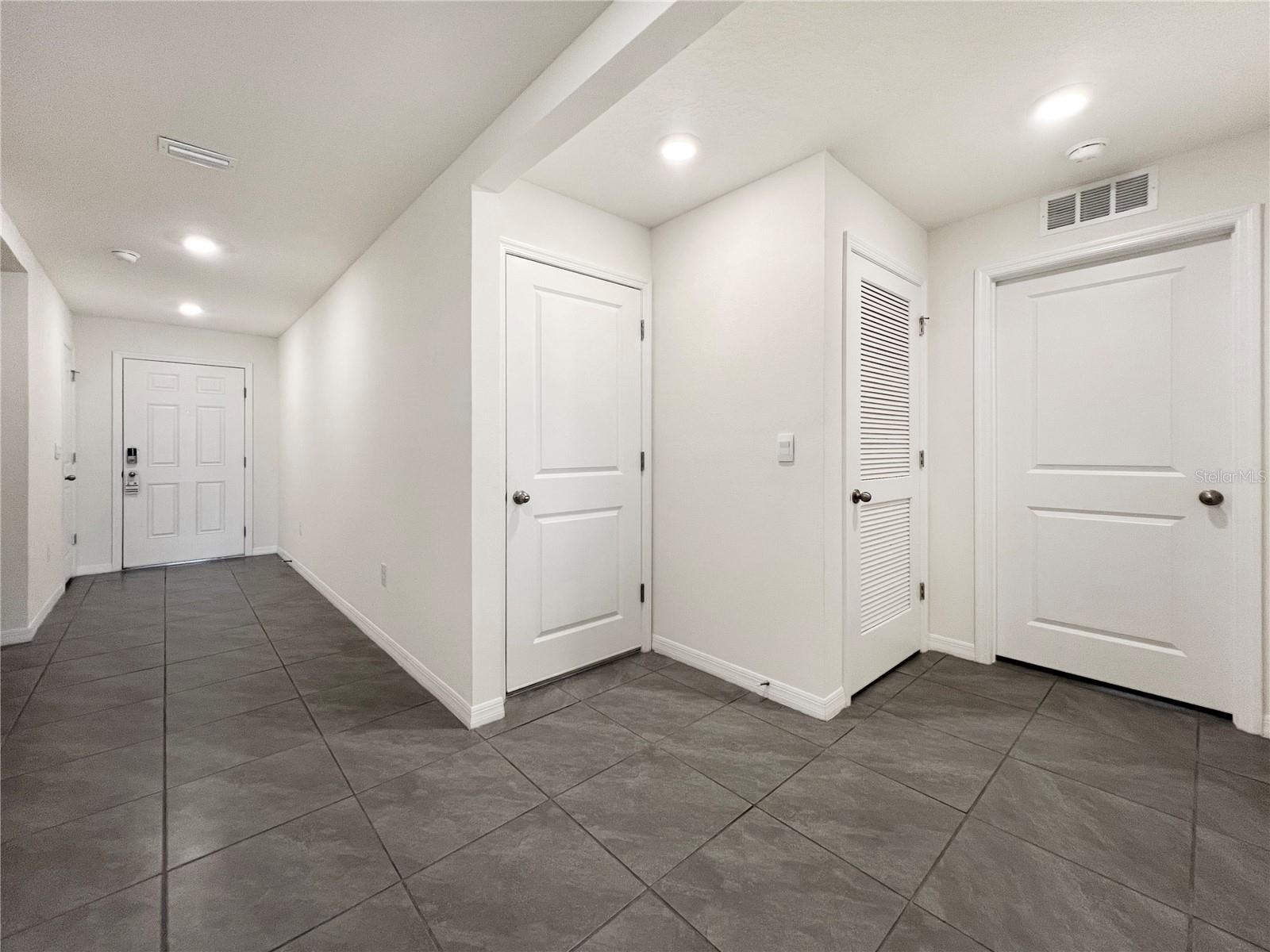 822 WILL SCARLETT AVE — photo 24