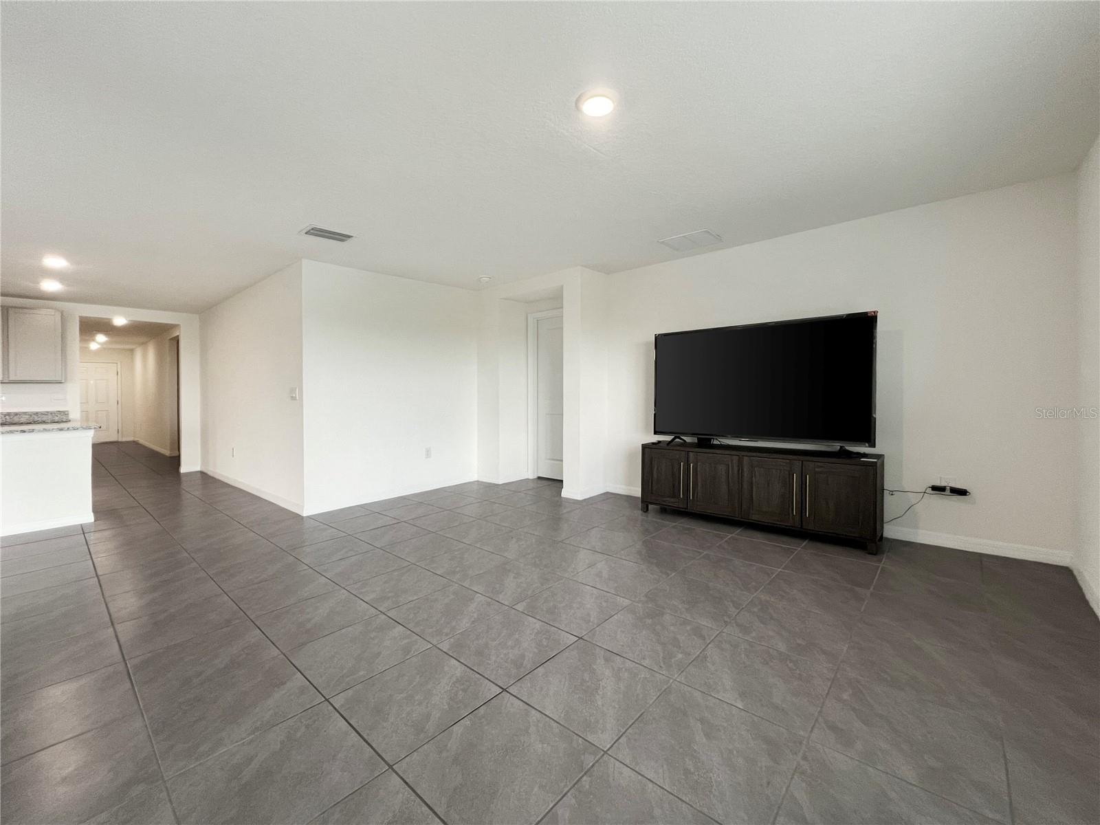 822 WILL SCARLETT AVE — photo 22