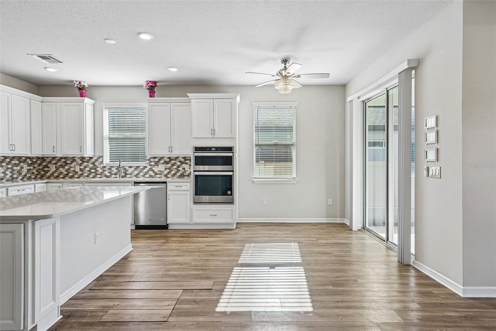 4613 DOVER BLUFF CT — photo 8