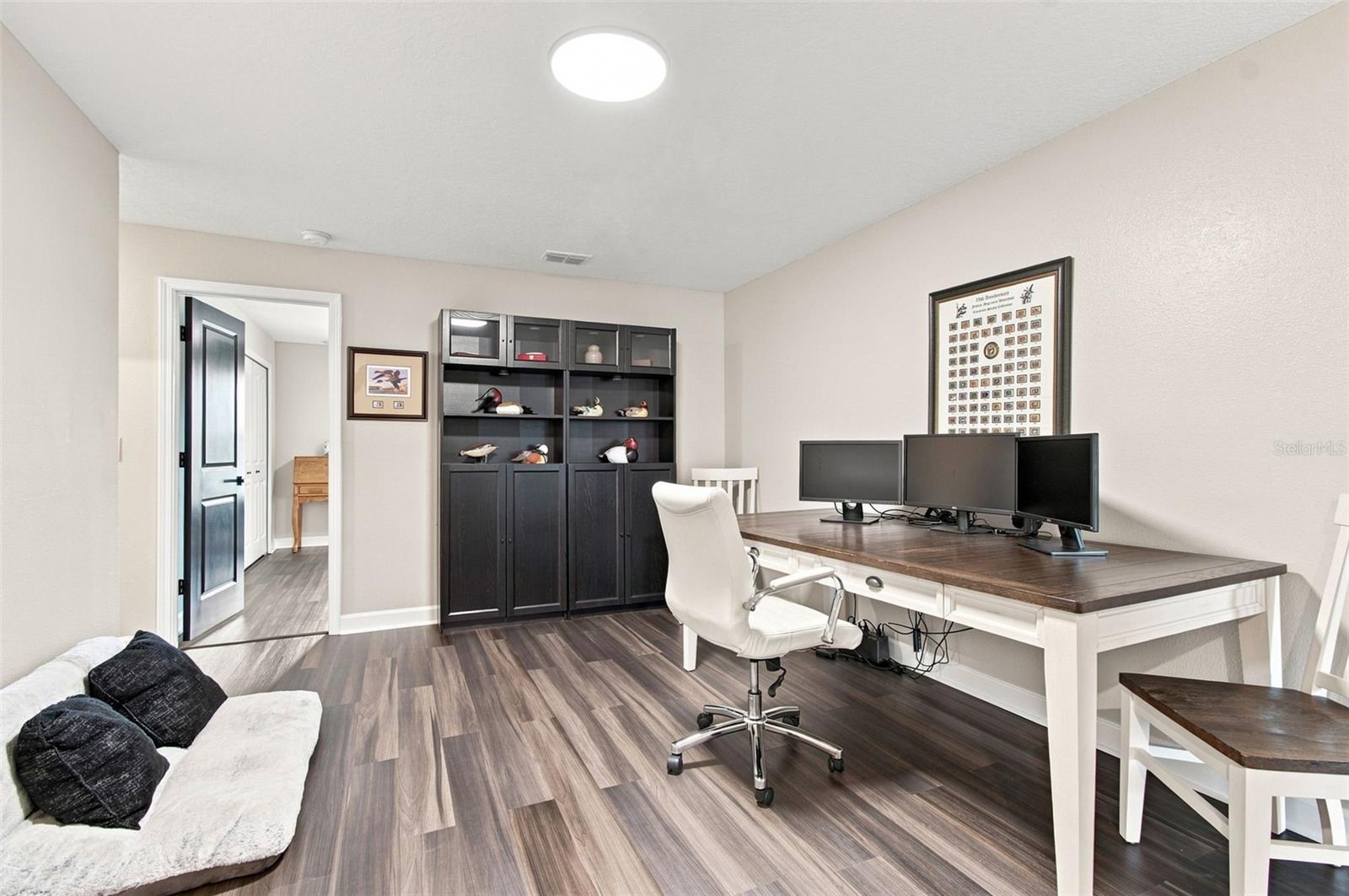 2213 CERULEAN SKY DR — photo 31