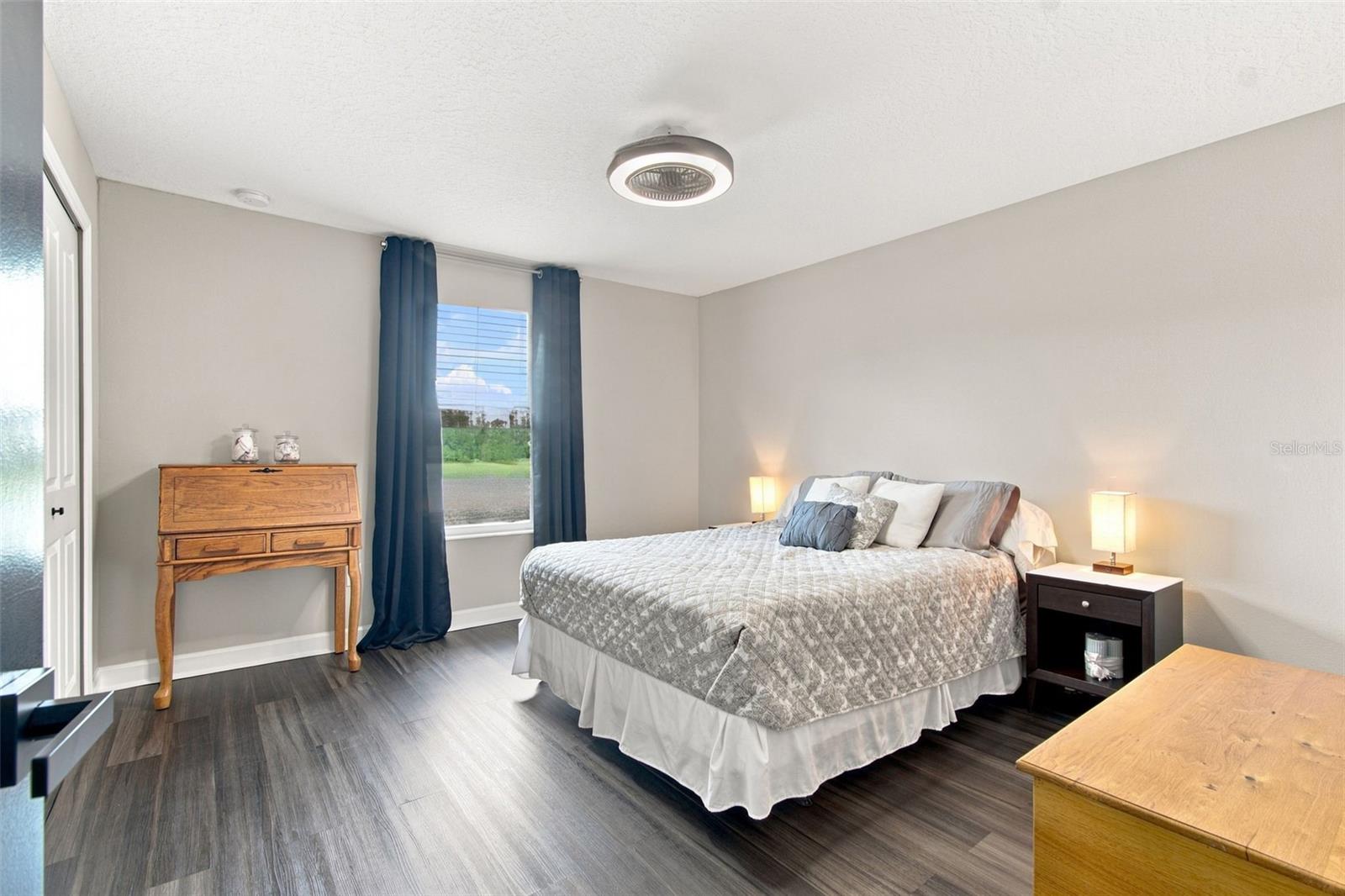 2213 CERULEAN SKY DR — photo 33