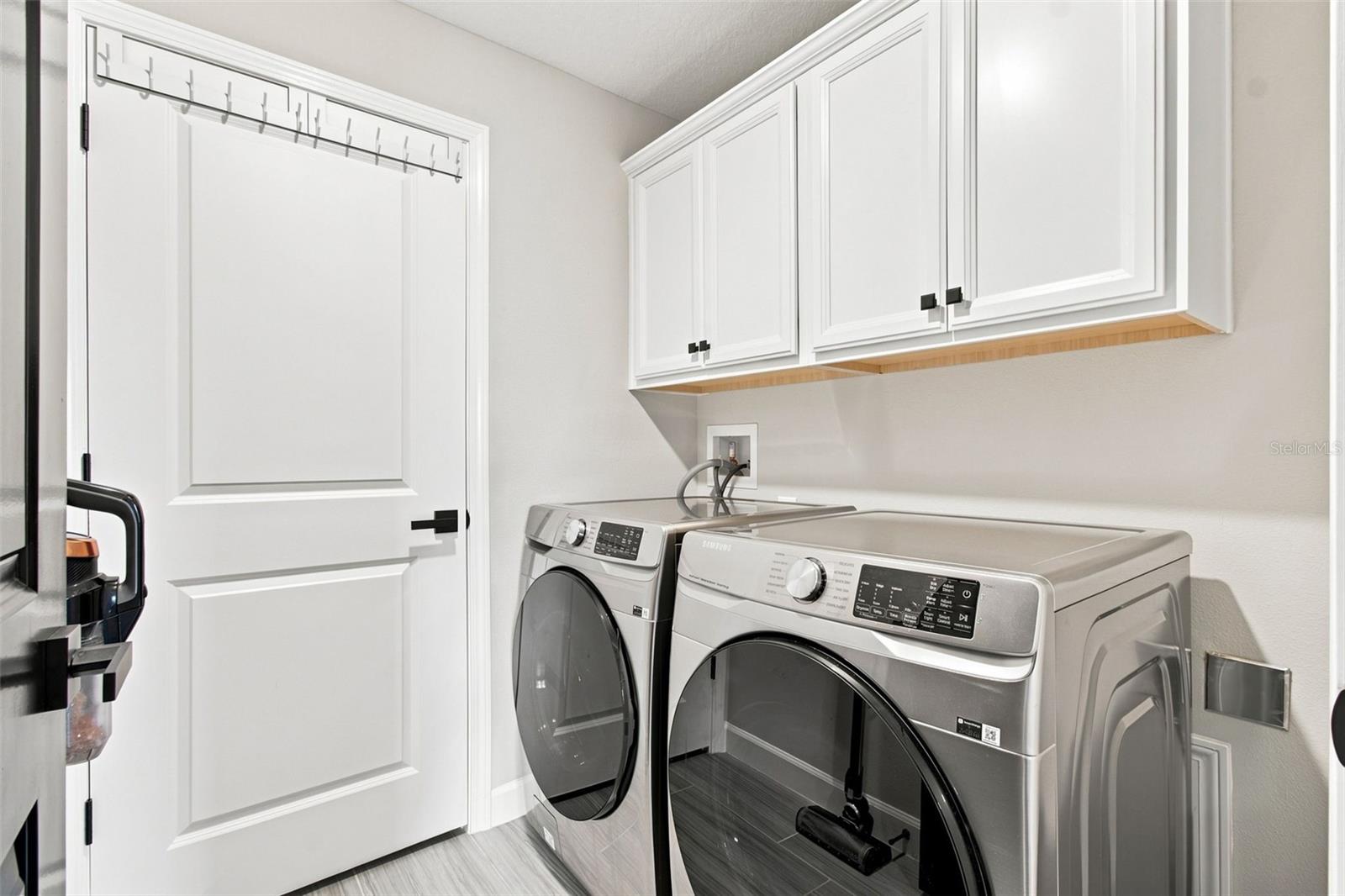 2213 CERULEAN SKY DR — photo 35