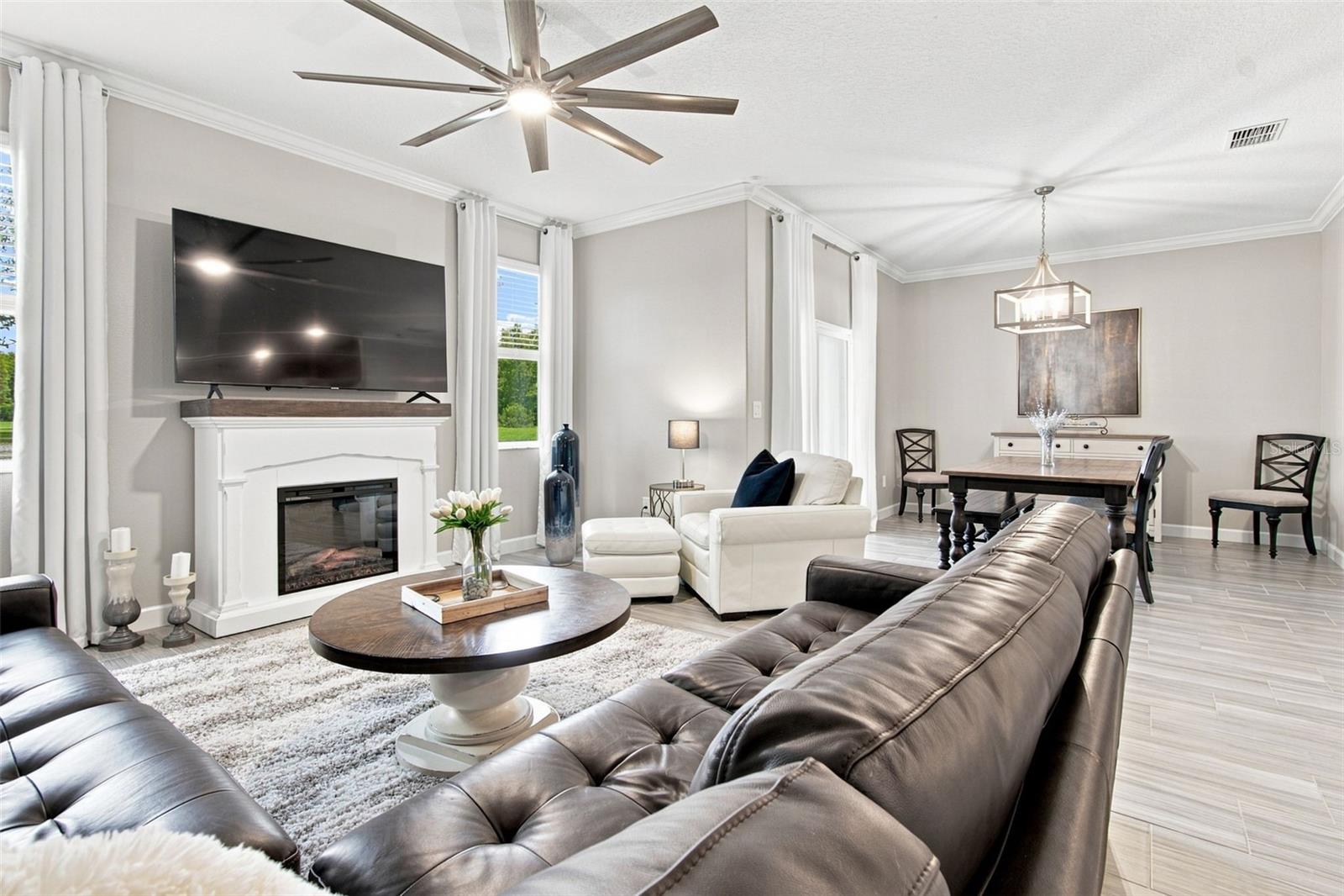 2213 CERULEAN SKY DR — photo 11