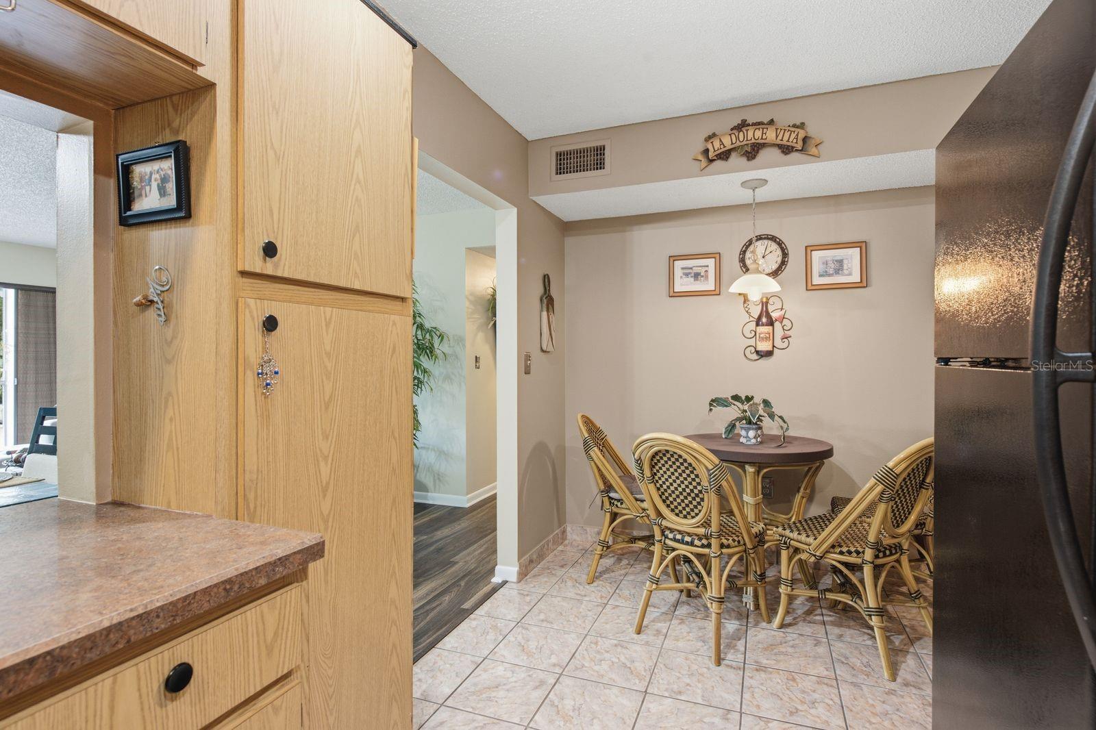 1345 PINE RIDGE CIR E #A2 — photo 11
