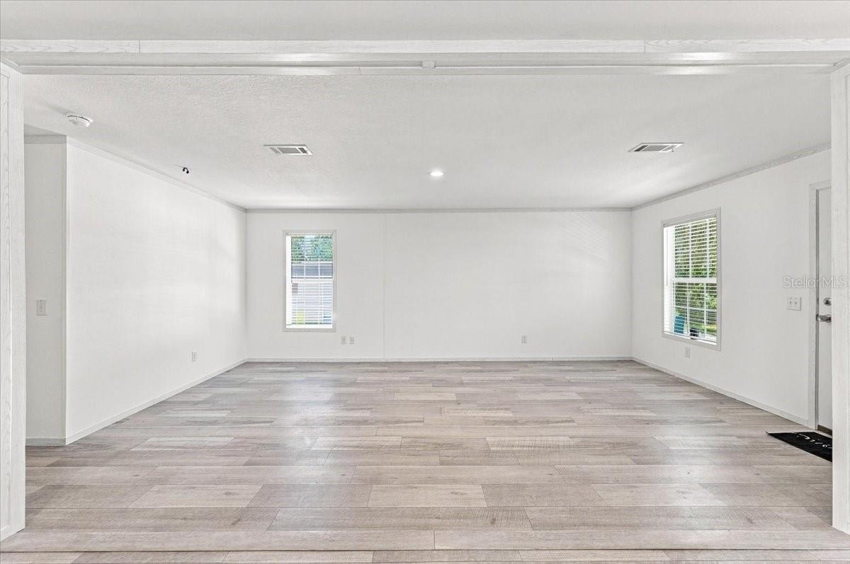 39148 ORIENT AVE — photo 17