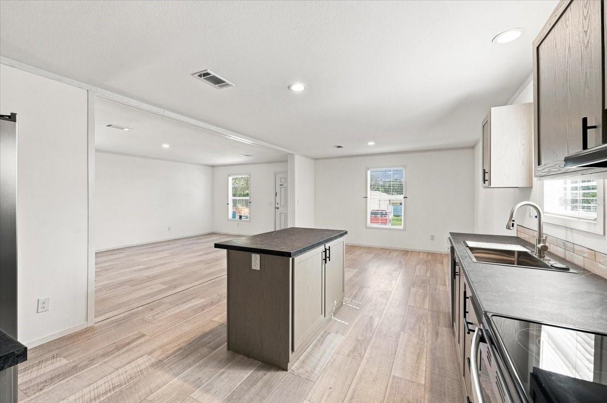 39148 ORIENT AVE — photo 22
