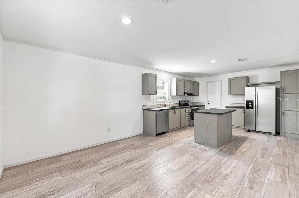 39148 ORIENT AVE — photo 24
