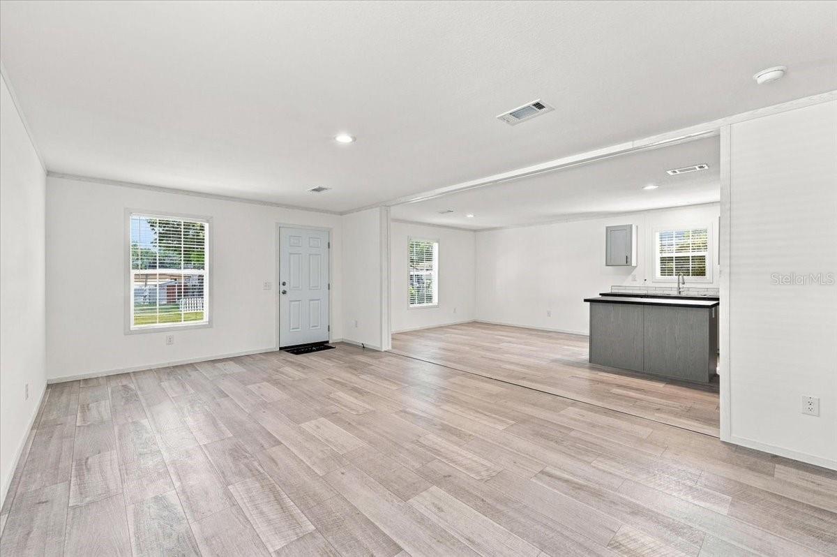 39148 ORIENT AVE — photo 15