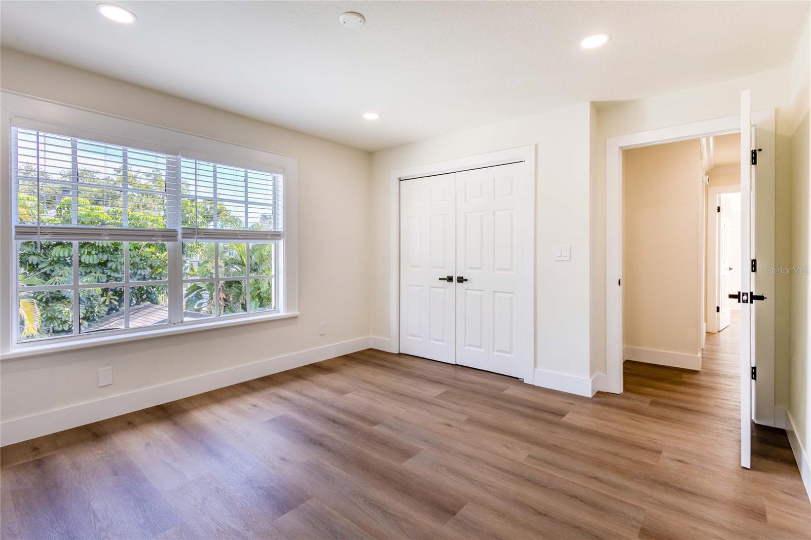 2802 W MORRISON AVE — photo 39
