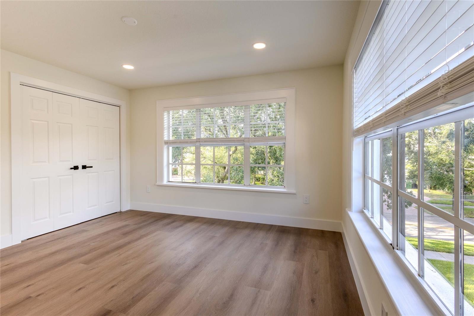 2802 W MORRISON AVE — photo 33