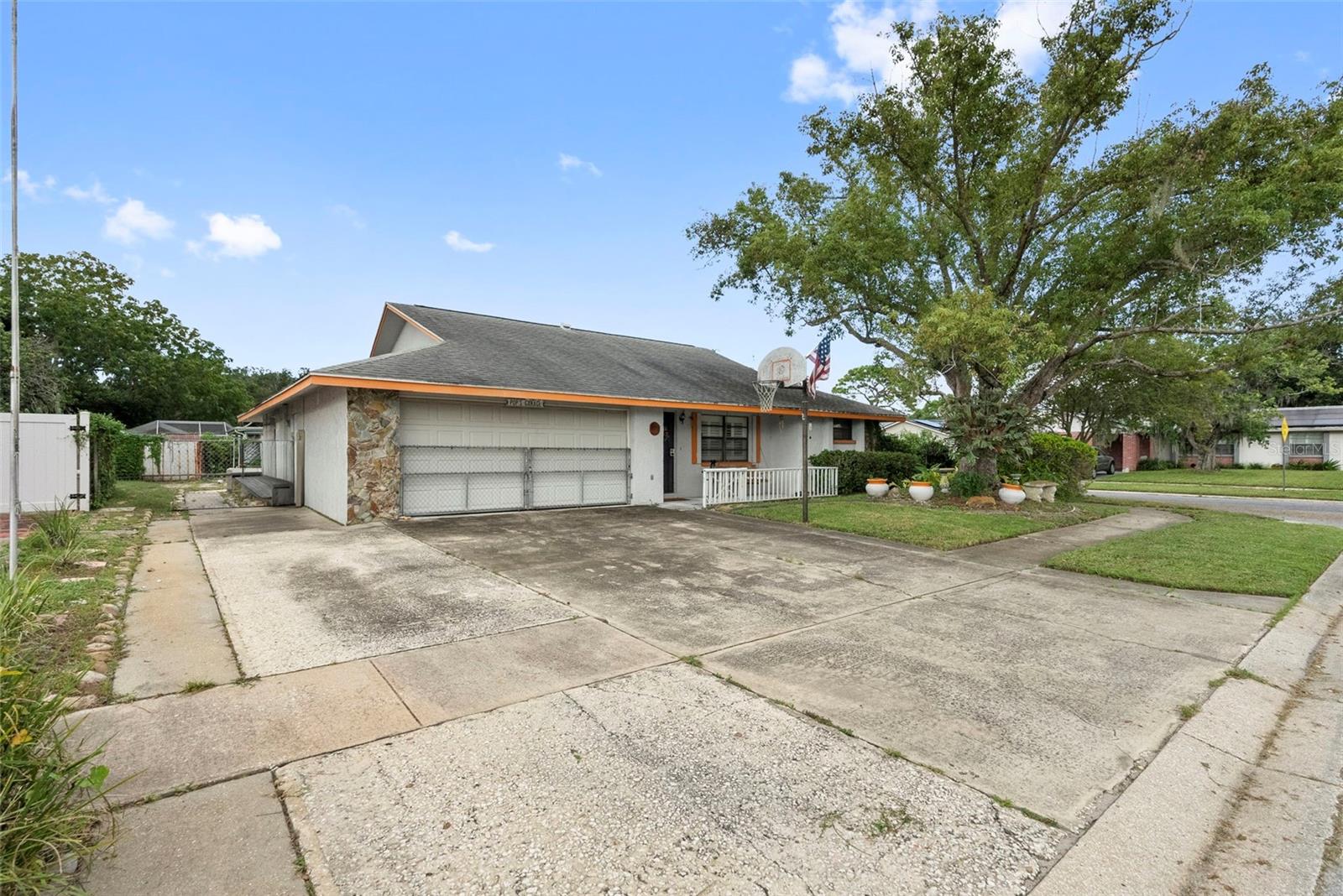 6751 ALBEMARLE PKWY — photo 2
