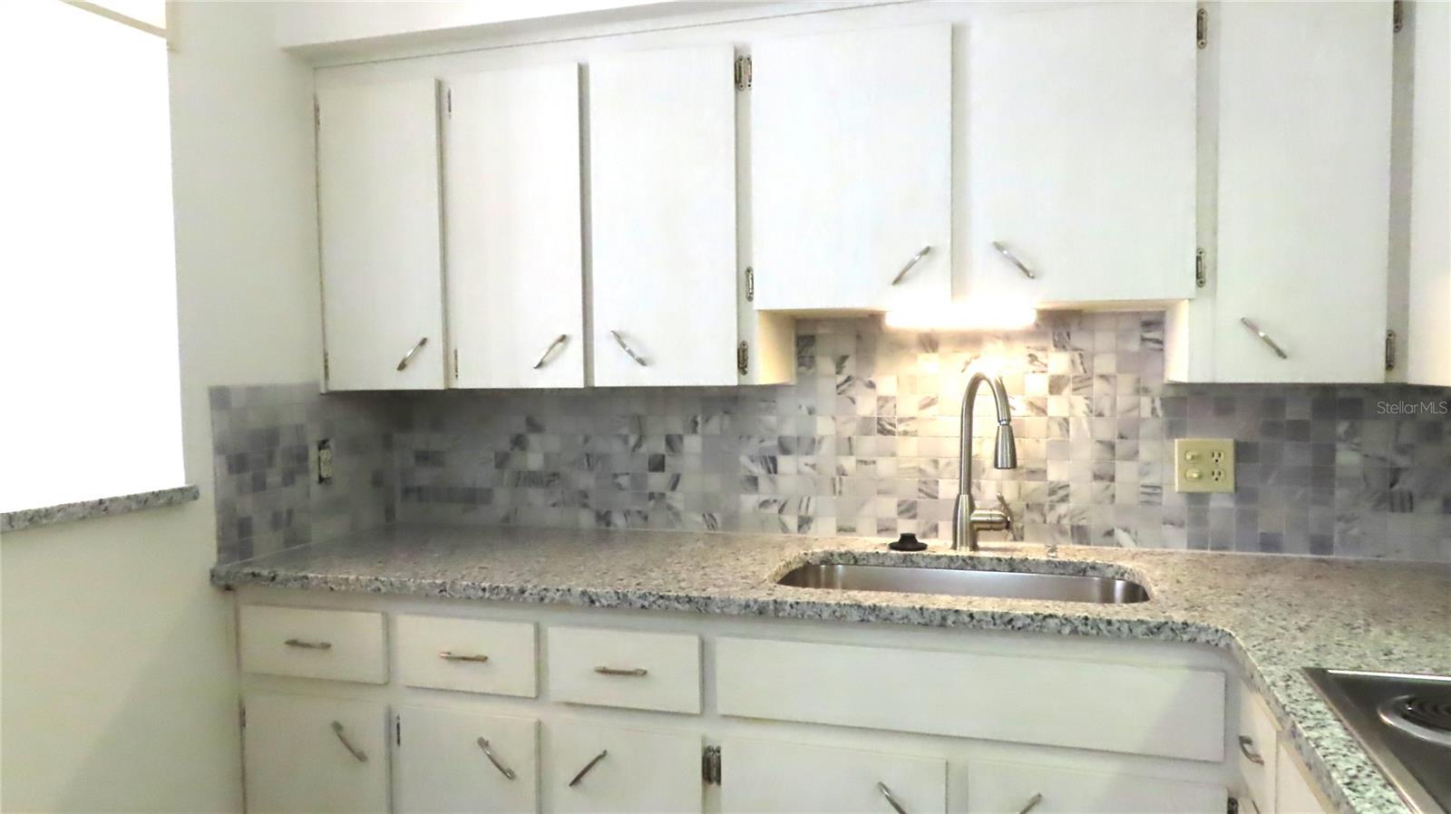 2100 WORLD PARKWAY BLVD #38 — photo 10