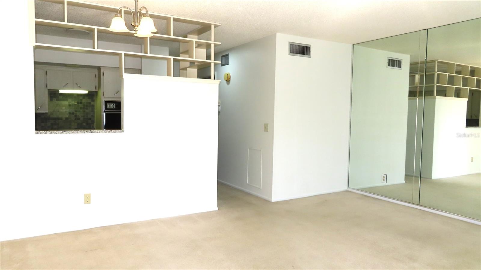 2100 WORLD PARKWAY BLVD #38 — photo 6