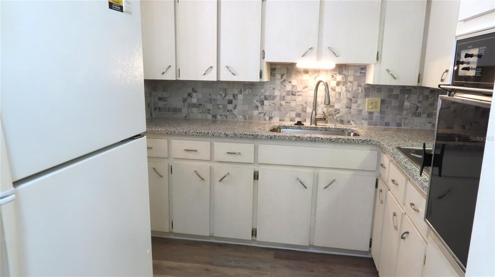 2100 WORLD PARKWAY BLVD #38 — photo 13