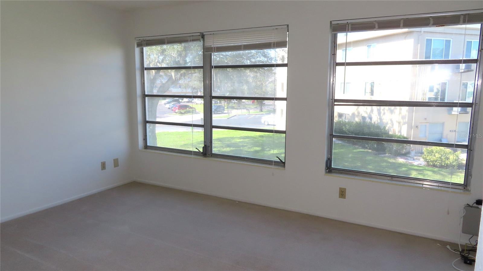 2100 WORLD PARKWAY BLVD #38 — photo 24