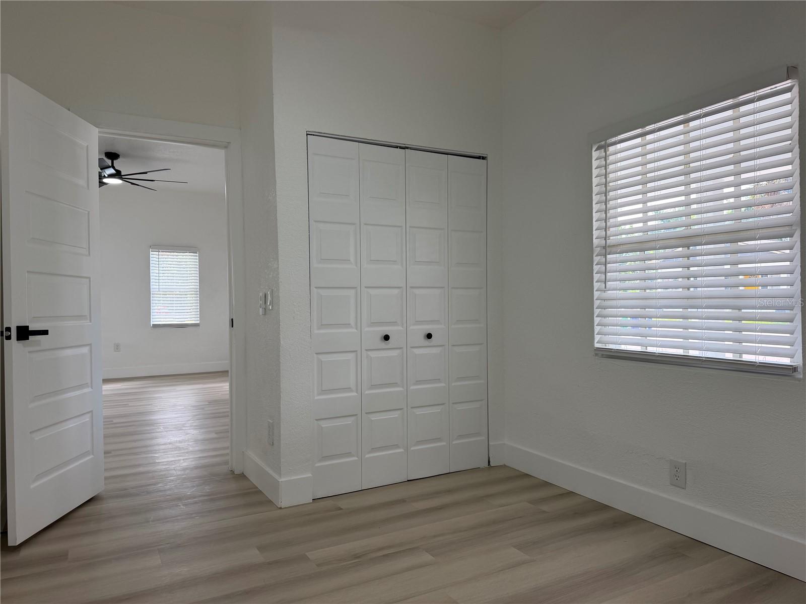 2604 E LAKE AVE — photo 12