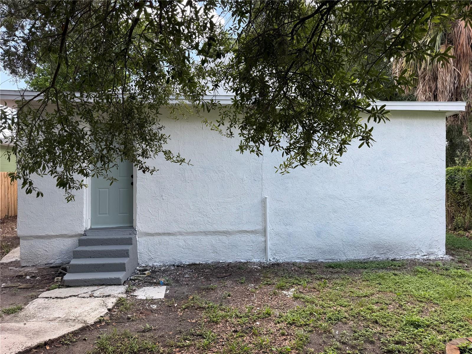 2604 E LAKE AVE — photo 23